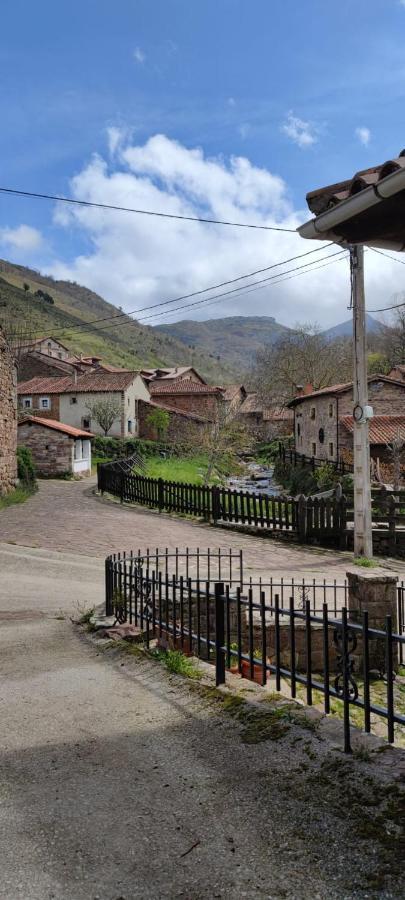 La Posada De La Valuisilla - Bed&Breakfast Cicera Zewnętrze zdjęcie